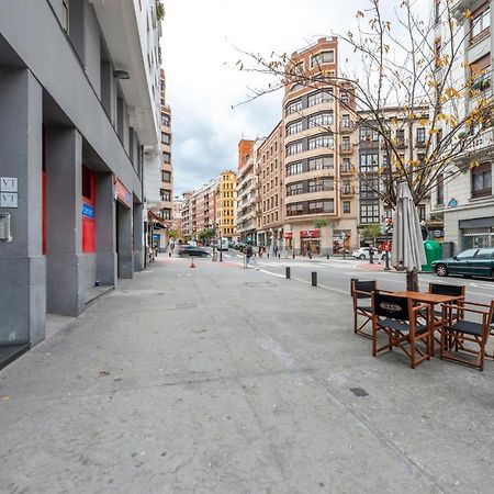 Alhondiga By Staynnapartments Bilbao Bagian luar foto