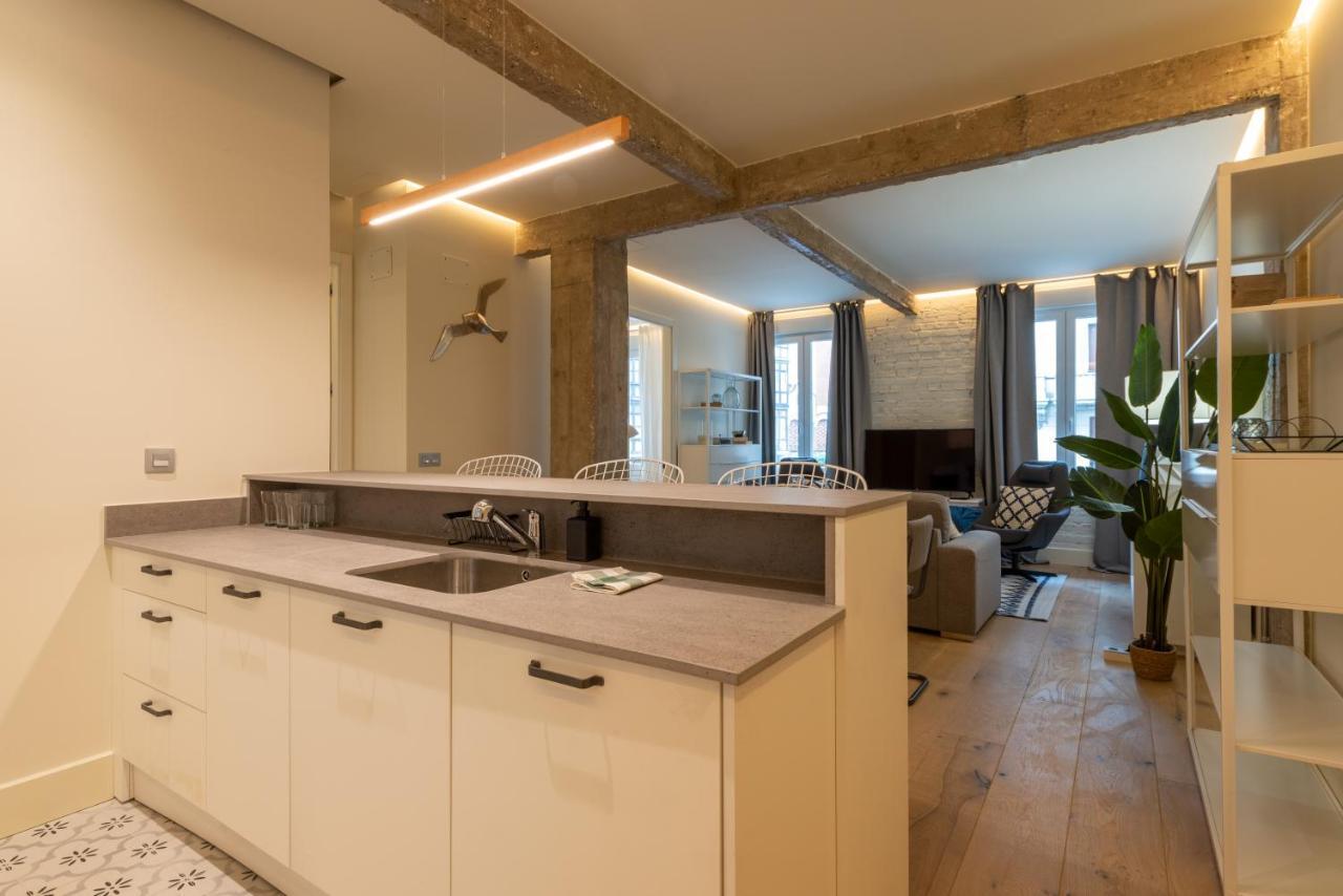 Alhondiga By Staynnapartments Bilbao Bagian luar foto